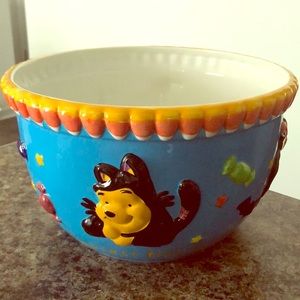 Large Disney Winnie the Pooh Halloween Candy Bowl